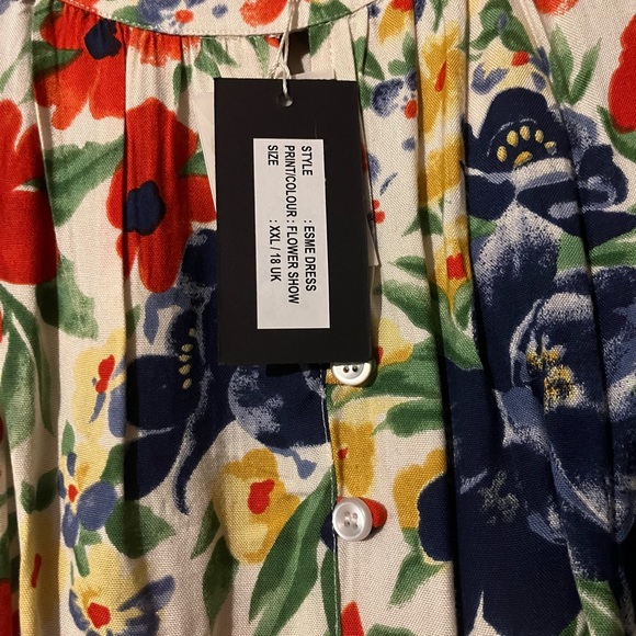 NEW WITH TAGS! *has pockets* Pretty vacant Esme flower dress XXL (18 UK) - Picture 9 of 9